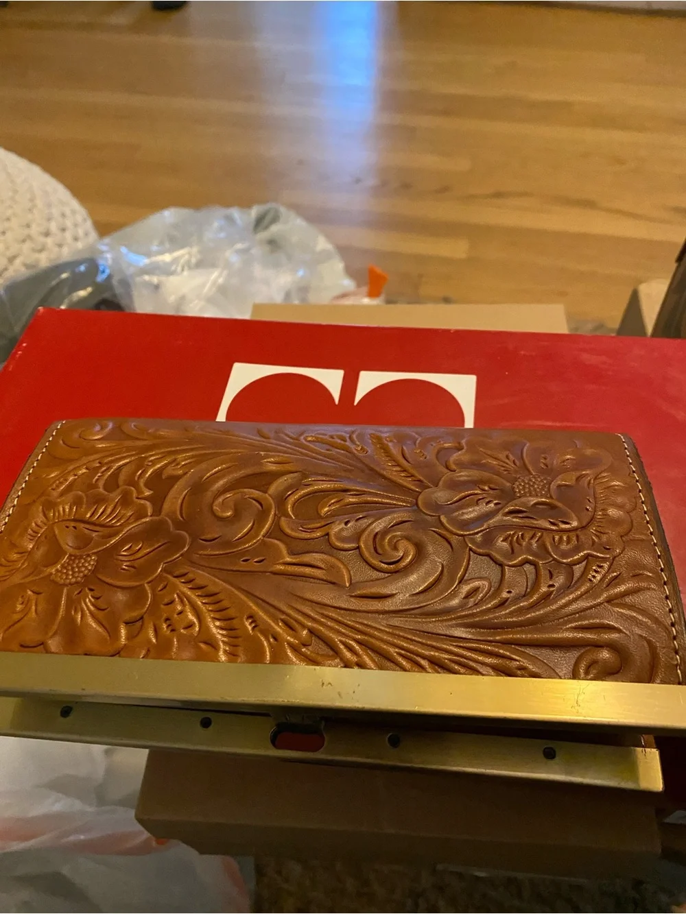 NWOT Patricia Nash Cauchy wallet . Brown